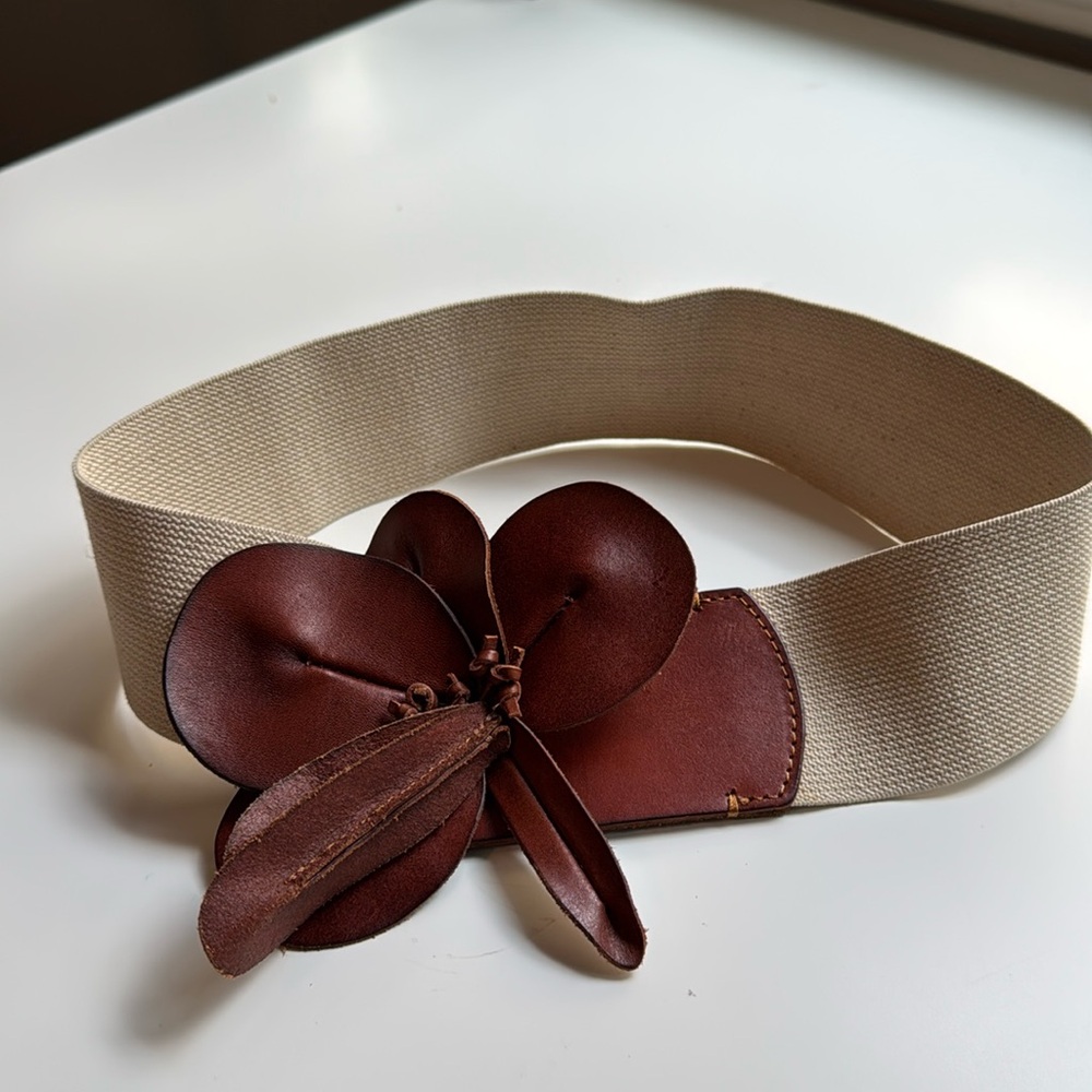 Unique flower leather belt with elastic band